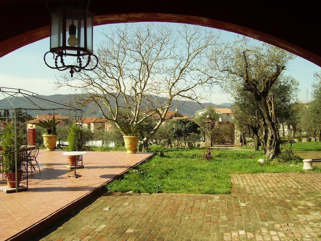 مبيت وإفطار فوسدينوفو Il Giardino Delle Esperidi المظهر الخارجي الصورة
